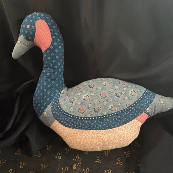 Unbranded Other - Vintage goose duck grandma quilted pillow